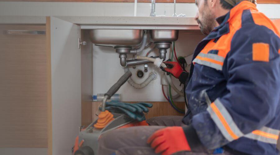 Local water heater installation in Interior, SD